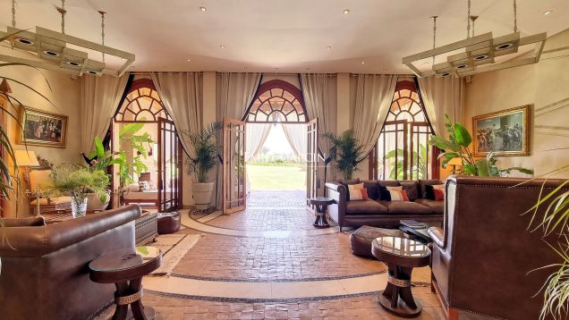 Villa for sale on a beautiful estate 30 minutes from the centre of Marrakech - Emile Garcin Maroc - Image 5