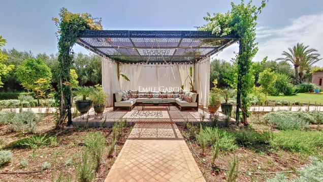 Villa for sale on a beautiful estate 30 minutes from the centre of Marrakech - Emile Garcin Maroc - Image 15