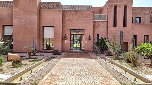 Villa for sale on the Route de Sidi Abdallah Ghiyat near Marrakech - Emile Garcin Maroc - Image 6