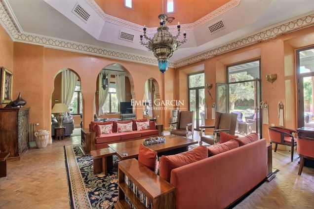 Property for sale in the heart of the district of Amelkis, Marrakech - Emile Garcin Maroc - Image 2