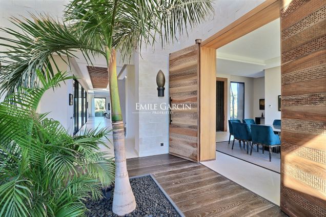 Modern villa for sale in Marrakech (no VNA attestation) - Emile Garcin Maroc - Image 3