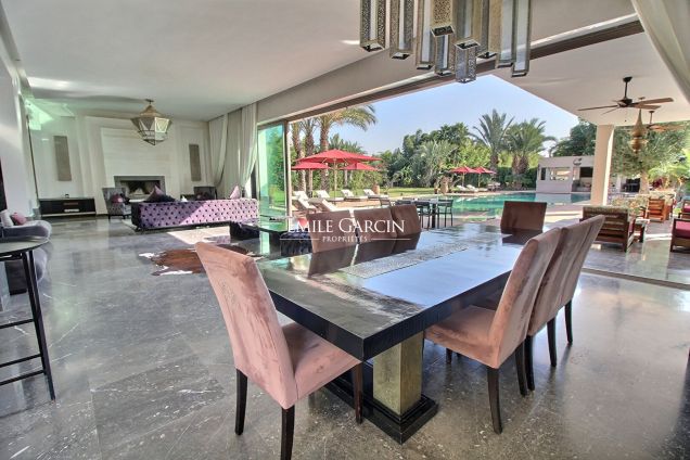 Property for sale on the Route de Ouarzazate near Marrakech - Emile Garcin Maroc - Image 2