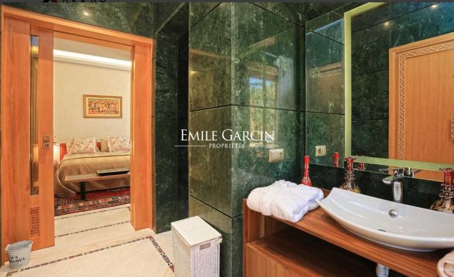Exceptional property for sale in the Palmeraie district of Marrakech - Emile Garcin Maroc - Image 9