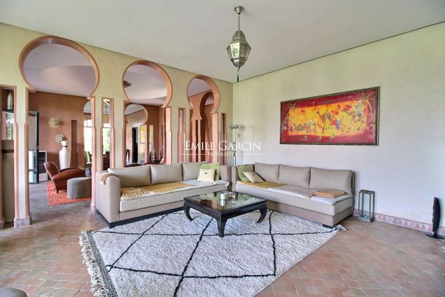 Magnificent house for sale on a golf resort in Marrakech - Emile Garcin Maroc - Image 4