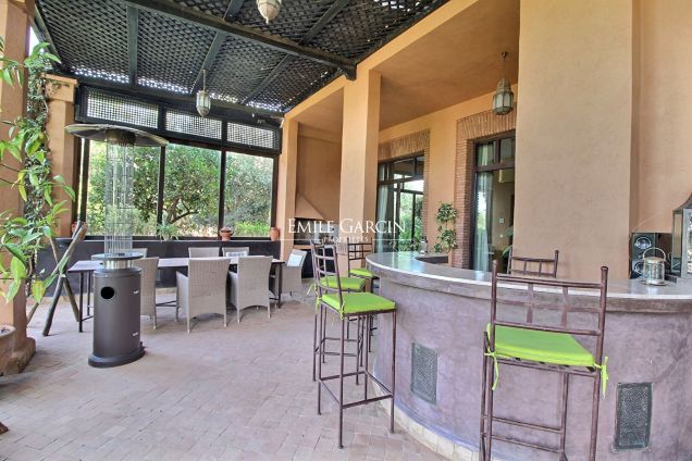 Magnificent house for sale on a golf resort in Marrakech - Emile Garcin Maroc - Image 6