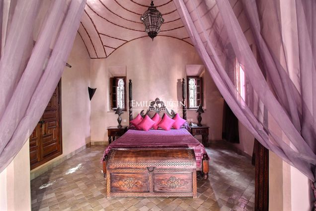 House for sale a few minutes from the centre of Marrakech - Emile Garcin Maroc - Image 4