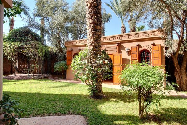 House for sale a few minutes from the centre of Marrakech - Emile Garcin Maroc - Image 6