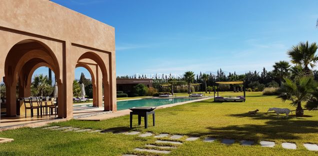 Property for sale on the Route de l'Ourika in Marrakech - Emile Garcin Maroc - Image 3