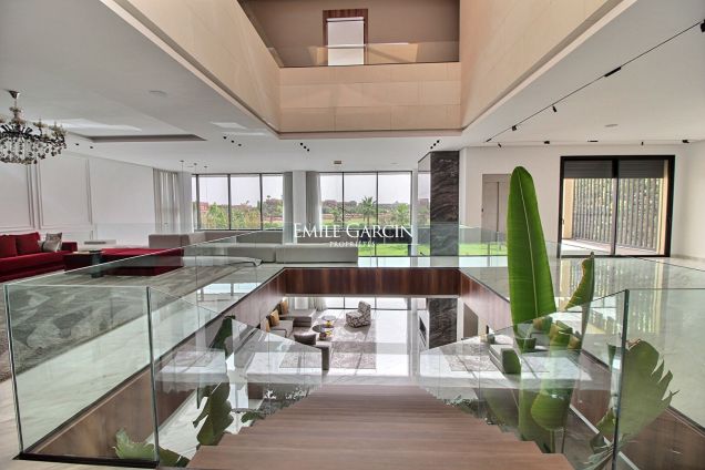 Golf resort villa for sale in Marrakech - Emile Garcin Maroc - Image 3