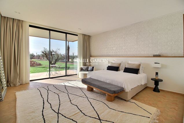 Recently constructed villa for sale close to the main golf courses of Marrakech - Emile Garcin Maroc - Image 8