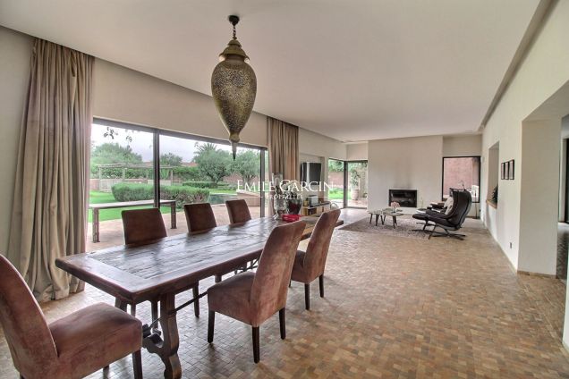 Villa for sale on a golf resort near Marrakech - Emile Garcin Maroc - Image 3