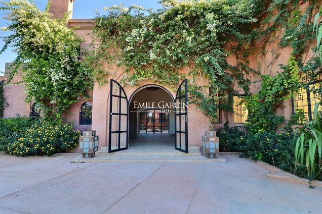 Property for sale near the golf courses of Marrakech - Emile Garcin Maroc - Image 2