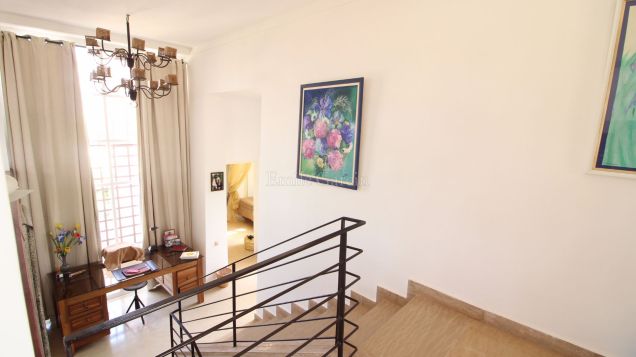 Charming villa for sale 20 minutes from Marrakech - Emile Garcin Maroc - Image 5