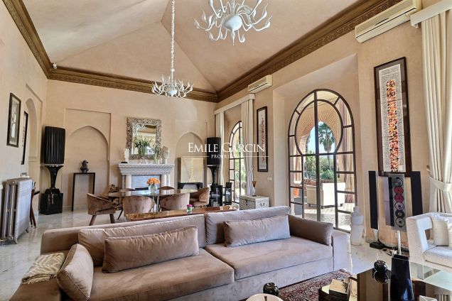 Exceptional residence for sale on the Route d'Amizmiz in Marrakech - Emile Garcin Maroc - Image 8