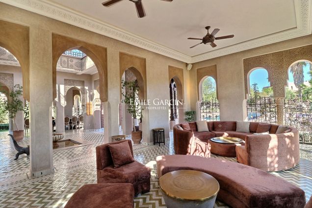 Exceptional residence for sale on the Route d'Amizmiz in Marrakech - Emile Garcin Maroc - Image 11