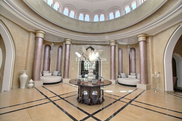 PROPERTY FOR SALE APPROXIMATELY 20 MINUTES FROM THE CENTRE OF MARRAKECH - Emile Garcin Maroc - Image 5
