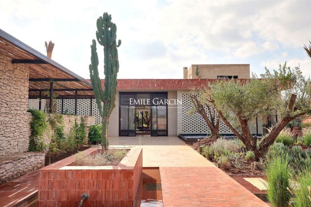 Property for sale in the Palmeraie district of Marrakech - Emile Garcin Maroc - Image 13