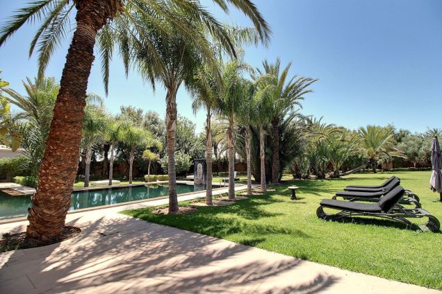 PROPERTY FOR SALE IN THE PALMERAIE DI... - Emile Garcin Maroc