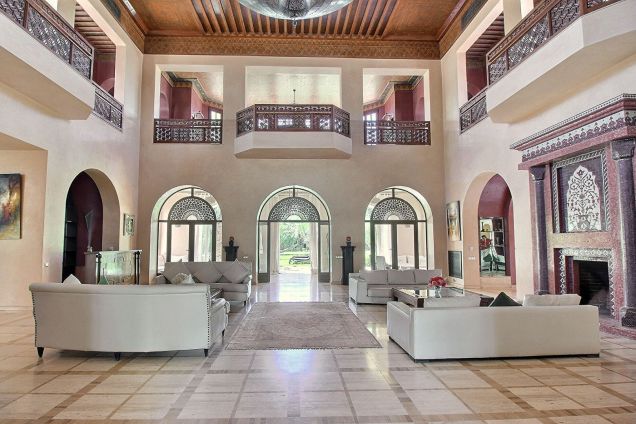 PROPERTY FOR SALE IN THE PALMERAIE DISTRICT OF MARRAKECH - Emile Garcin Maroc - Image 3