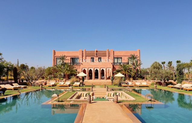 Exceptional property to rent 11 km from Marrakech - Emile Garcin Maroc - Image 1