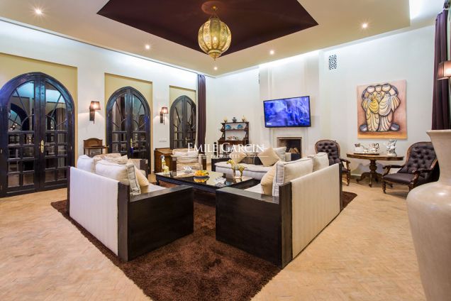 Magnificent 11-bedroom property to rent, 20 minutes outside of Marrakech - Emile Garcin Maroc - Image 4