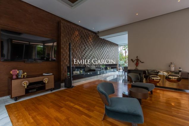 Modern villa to rent located 15 minutes from Marrakech - Emile Garcin Maroc - Image 4