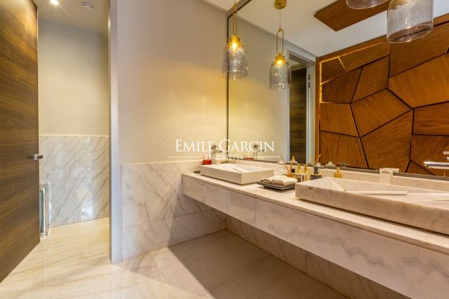 Modern villa to rent located 15 minutes from Marrakech - Emile Garcin Maroc - Image 9