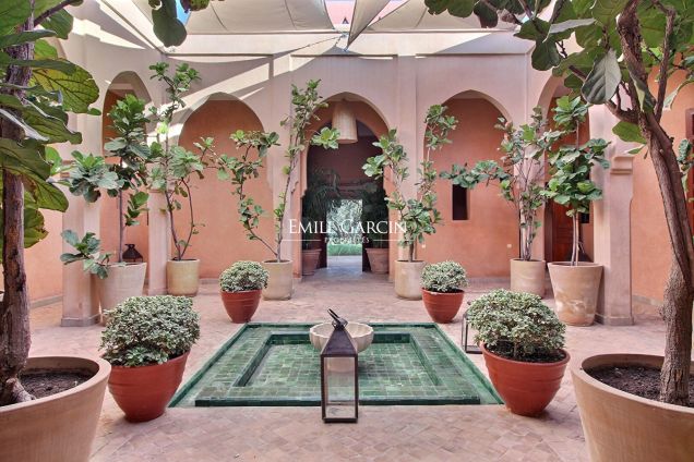 Handsome Moroccan-inspired villa to rent near Marrakech - Emile Garcin Maroc - Image 10