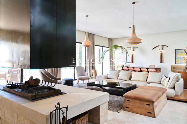 Stylish and charming villa to rent 15 minutes from Marrakech - Emile Garcin Maroc - Image 2