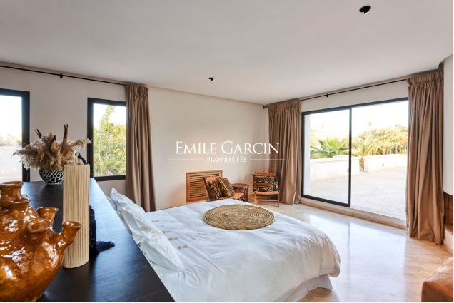 Stylish and charming villa to rent 15 minutes from Marrakech - Emile Garcin Maroc - Image 8