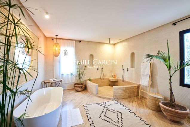 Stylish and charming villa to rent 15 minutes from Marrakech - Emile Garcin Maroc - Image 11