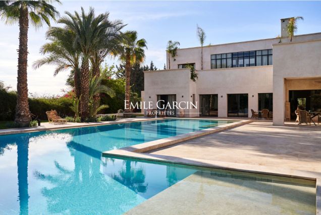 Stylish and charming villa to rent 15 minutes from Marrakech - Emile Garcin Maroc - Image 14