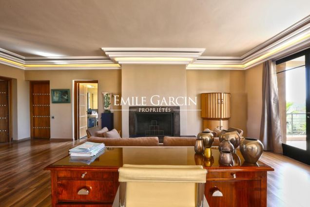 Magnificent modern villa to rent just minutes from Marrakech - Emile Garcin Maroc - Image 5