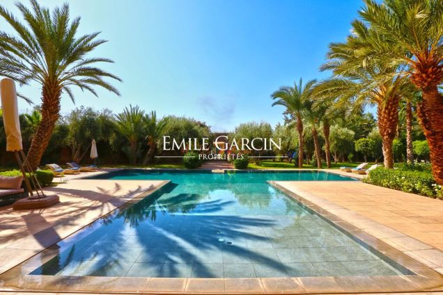 Magnificent modern villa to rent just minutes from Marrakech - Emile Garcin Maroc - Image 13