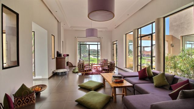 Property to rent on the Route d'Azmizmiz, just minutes from Marrakech - Emile Garcin Maroc - Image 2