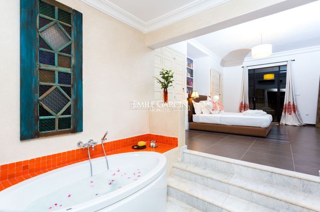 Property to rent on the Route d'Azmizmiz, just minutes from Marrakech - Emile Garcin Maroc - Image 7