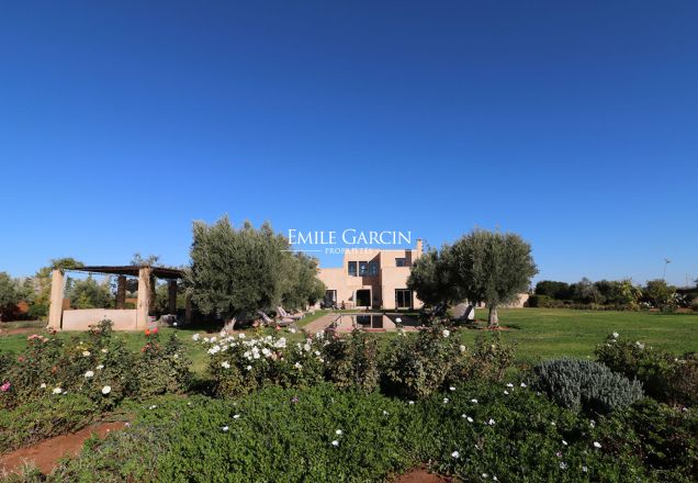 Property to rent on the Route d'Azmizmiz, just minutes from Marrakech - Emile Garcin Maroc - Image 15