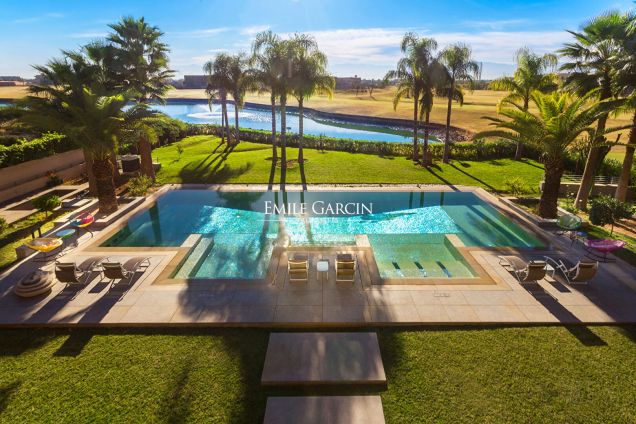 Property to rent on a golf development a few minutes from the centre of Marrakech - Emile Garcin Maroc - Image 2