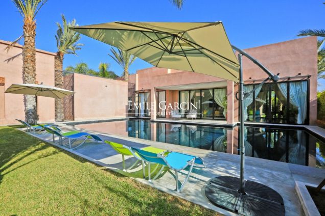 Contemporary villa to rent in the Palmeraie district of Marrakech - Emile Garcin Maroc - Image 10
