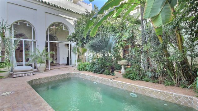 Charming riad located in the Dar El Bacha district to rent in Marrakech - Emile Garcin Maroc - Image 1