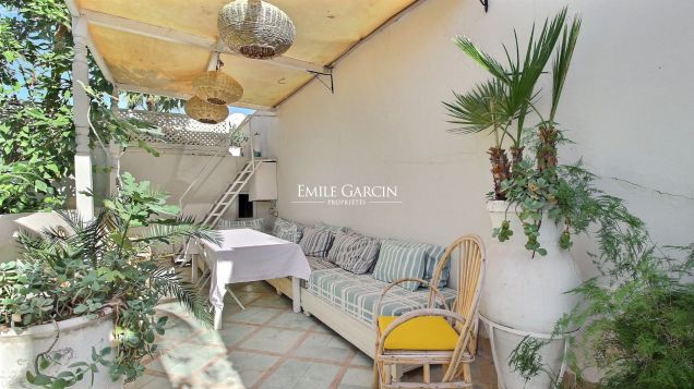Charming riad located in the Dar El Bacha district to rent in Marrakech - Emile Garcin Maroc - Image 3