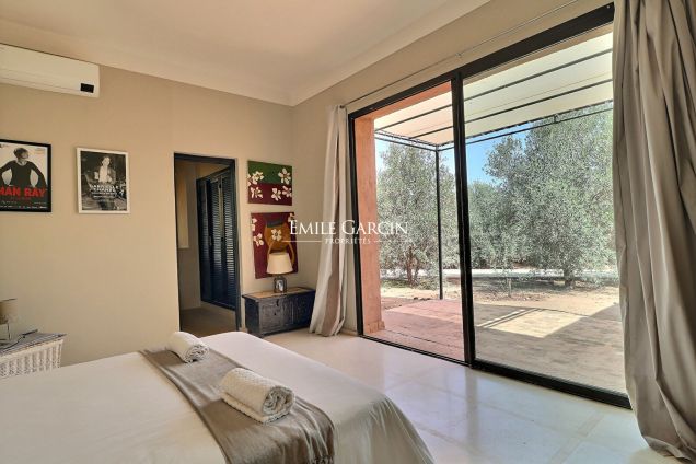Modern house located 10 km from Marrakech - Emile Garcin Maroc - Image 2