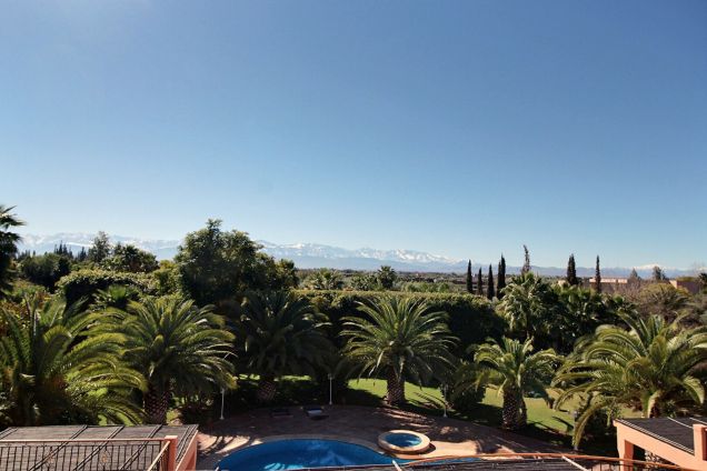 Six-bedroom property to rent on the Route de l'Ourika, 11km from Marrakech - Emile Garcin Maroc - Image 12