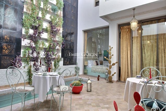 MAGNIFICENT RIAD TO RENT IN THE MEDINA OF MARRAKECH - Emile Garcin Maroc - Image 1