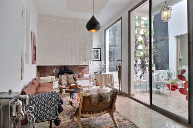 MAGNIFICENT RIAD TO RENT IN THE MEDINA OF MARRAKECH - Emile Garcin Maroc - Image 2