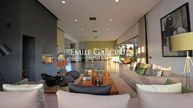 Contemporary property to rent on the Route de l'Ourika - Emile Garcin Maroc - Image 4