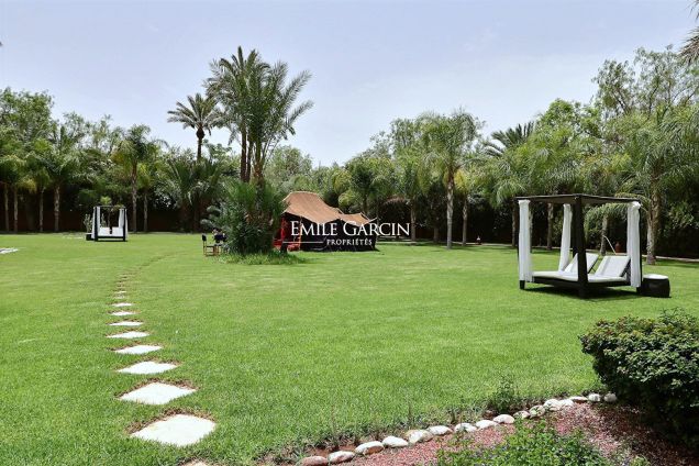 Magnificent property to rent in the Palmeraie district of Marrakech - Emile Garcin Maroc - Image 13