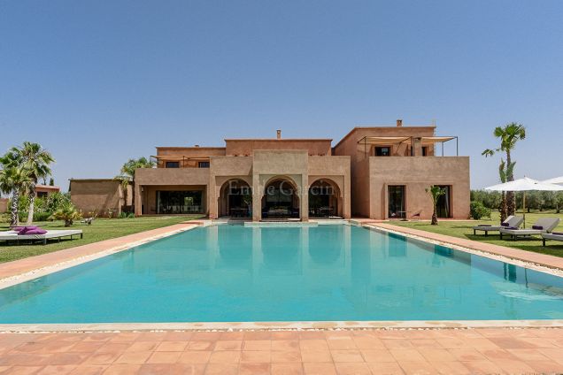Property to rent on the Route de l'Ourika in Marrakech - Emile Garcin Maroc - Image 10