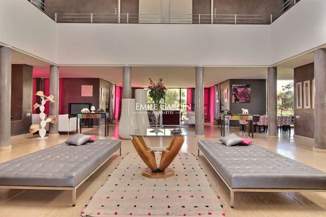 Beautiful contemporary property to rent on the Route d'Asni in Marrakech - Emile Garcin Maroc - Image 5