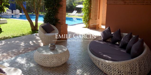 House tucked away among lush gardens in the Palmeraie district of Marrakech - Emile Garcin Maroc - Image 11